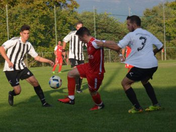 Μικρόφωνο στα γήπεδα 