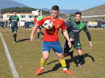 Μικρόφωνο στα γήπεδα 