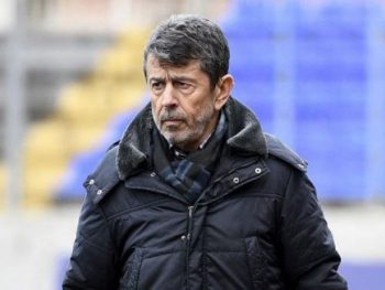 Πετράκης μέχρι το τέλος στον ΠΑΣ 