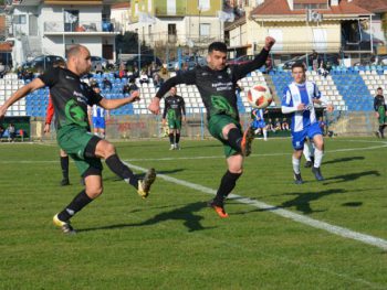 Μικρόφωνο στα γήπεδα 