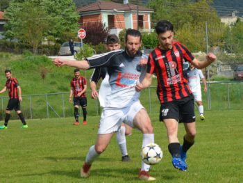 Μικρόφωνο στα γήπεδα 