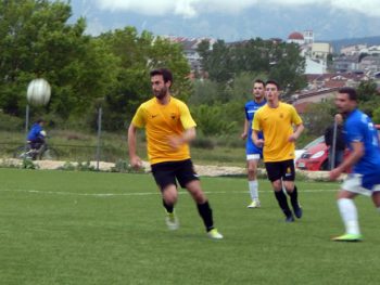 Ανέστη, Ανέστη σε παρακαλώ βάλε τον Κατσίφα για να τρελαθώ (video)