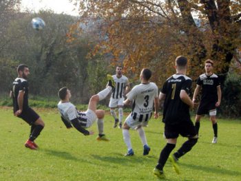 Εκρηκτικό τέταρτο ανατροπής, Νησί-Χουλιαράδες 2-4 (video)