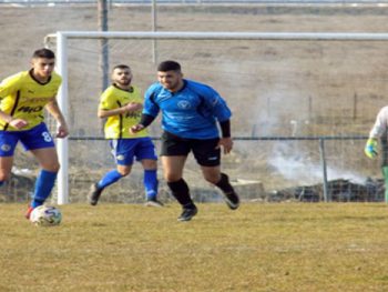 LIVE Οι αγώνες σε Α' και Β' κατηγορία