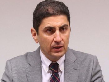 Αυγενάκης: «Πιθανή η οριστική διακοπή των πρωταθλημάτων»