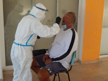 Τεστ κορονοϊού στους εργαζόμενους στο ΠΕΑΚΙ (video)