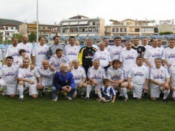 Συγκέντρωση τροφίμων στο φιλικό Βετεράνων 