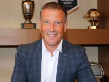 Κλάτενμπεργκ: «Επιθετικό φάουλ στον Χουτεσιώτη» (video)