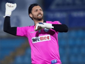 Υποψήφιος για παίκτης του μήνα ο Λοντίγκιν