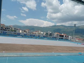 Έγινε η σπορά, προστατευτικό νάυλον στο «Ζωσιμάδες»