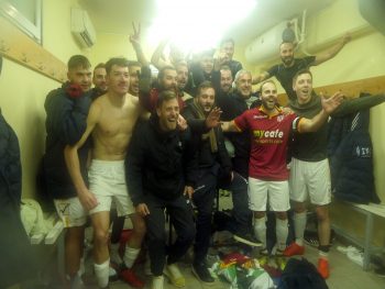 Οι πανηγυρισμοί των παικτών της Κοσμηράς για την πρόκριση στα ημιτελικά του Κυπέλλου (video)