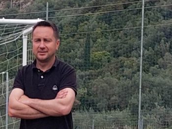 Ο Θεοφάνης Γεωργιάδης στο προπονητικό team  των ακαδημιών του ΠΑΣ Γιάννινα 