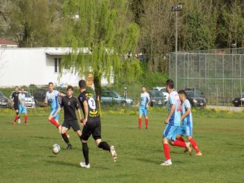 Νίκησε κι απομακρύνθηκε, Πέραμα - Ελεούσα 0-3 (video)