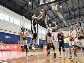 Πέταξαν για  Play off τα «γεράκια»  του Βίκου, 83-78 τη Δόξα Λευκάδας