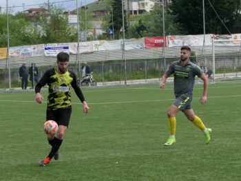 Ανανέωσαν Καράσας και Ρίζος στην Ελεούσα
