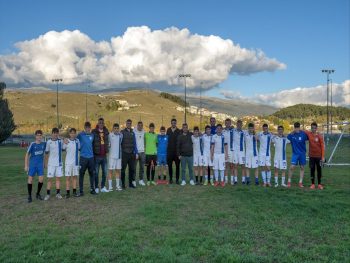 Αντιπροσωπεία του ΠΑΣ στις εγκαταστάσεις του ερασιτέχνη