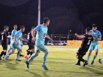 Με…αέρα κορυφής η Ανατολή, 1-3 το Νησί (video)