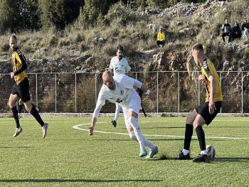 Με νίκες συνέχισαν Κόνιτσα και Αμπελοκηποι