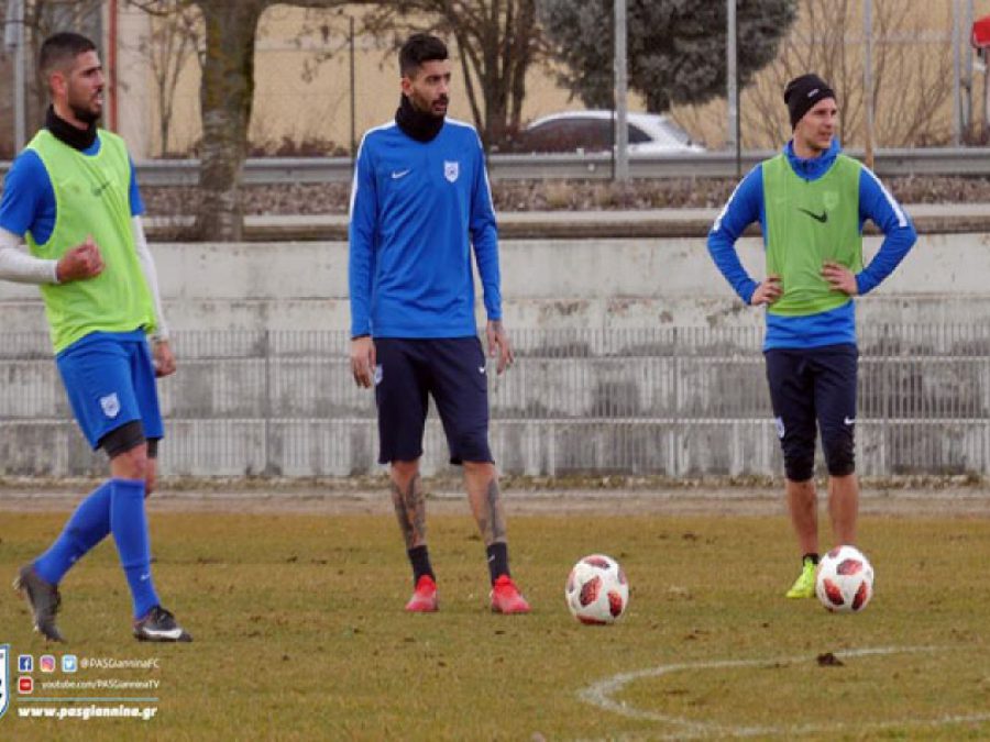 Με το βλέμμα στον Ατρόμητο