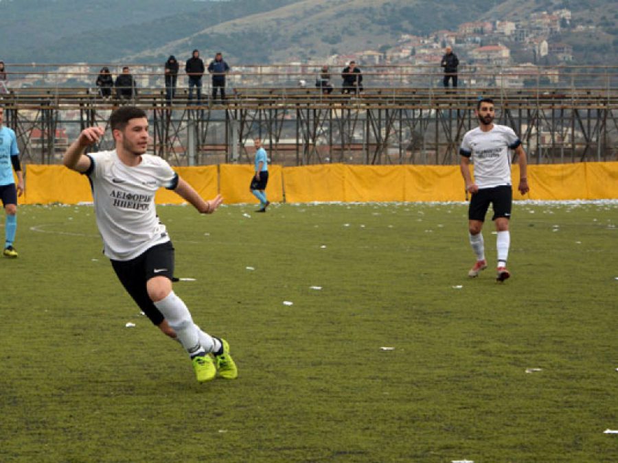 Μια εντεκάδα ανανεώσεις στους Χουλιαράδες