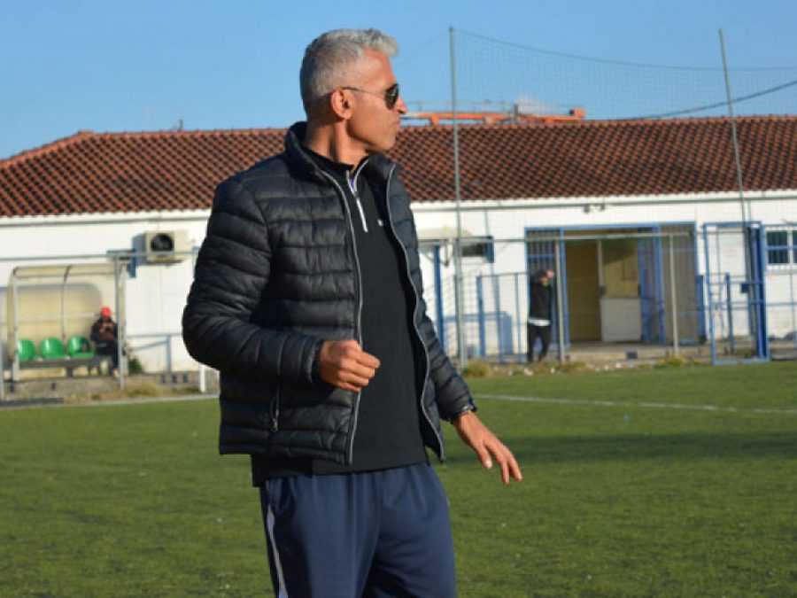 Για όγδοη χρονιά στον πάγκο των Χουλιαράδων ο Σπύρος Τασιούλας