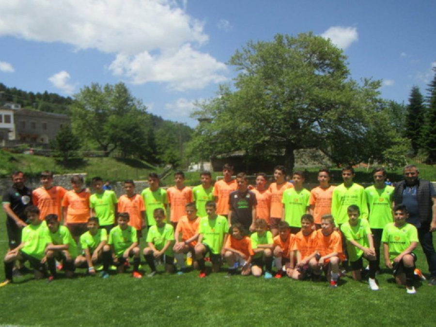 Χάρηκαν το ποδόσφαιρο στο Μέτσοβο (video)