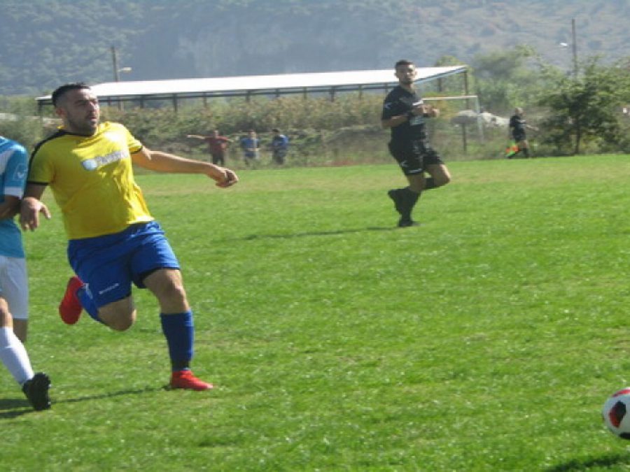 3/3 για Δαφνούλα,8-0 το Περιστέρι(video)