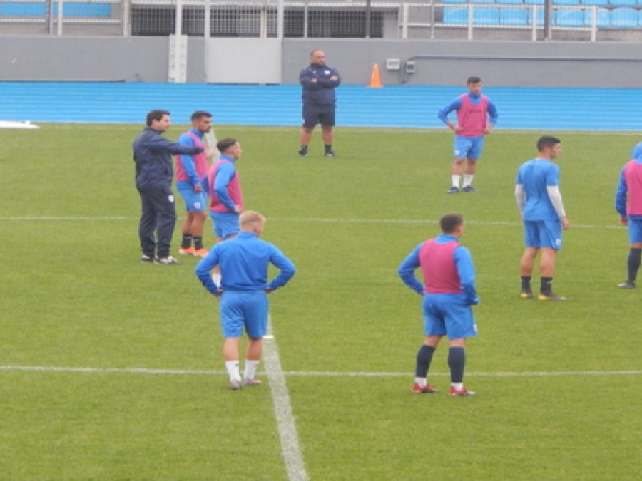 Επιστροφή και Κάστρο ενόψει Χανίων (video)