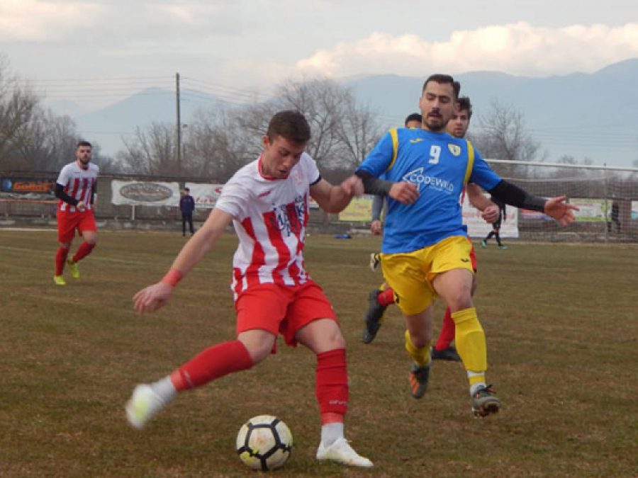 LIVE Οι αγώνες σε Α' και Β' κατηγορία