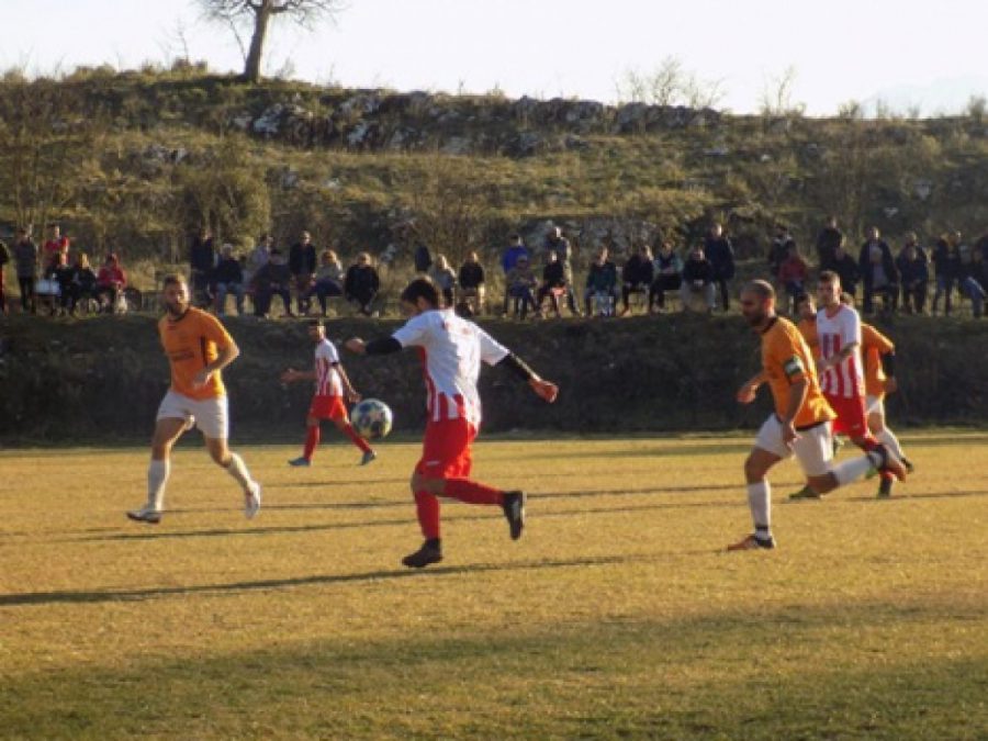 Δεν την σταματά κανείς, Νησί- Κατσικά 1-5 (video)