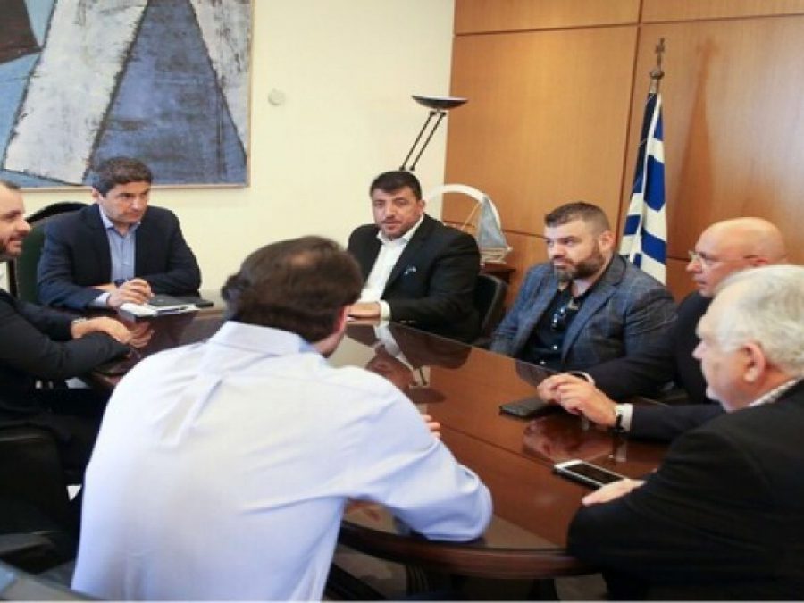 Αυγενάκης: «Άμεσα συνάντηση των εμπλεκόμενων φορέων»