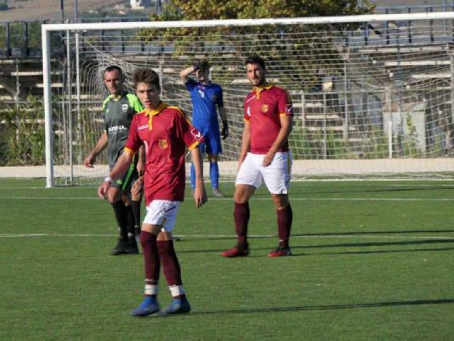 Πεντάρες για Περίβλεπτο και Κεφαλόβρυσο