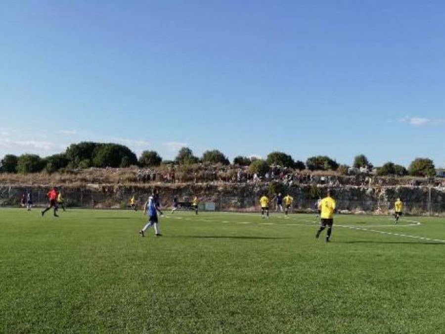 Με το δεξί Κληματιά και Αμφιθέα