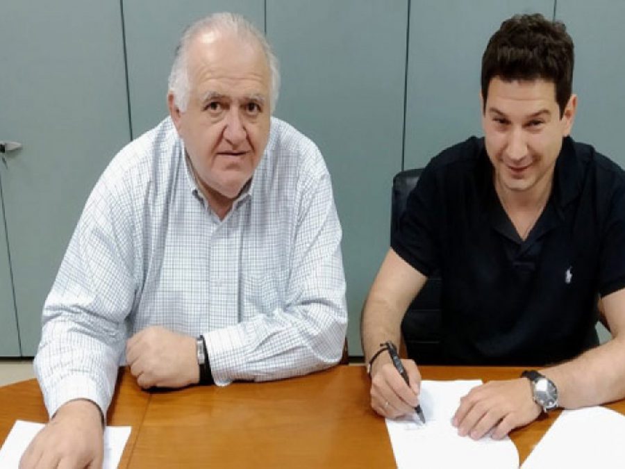 Πρόταση ανανέωσης του Χριστοβασίλη στον Γιαννίκη