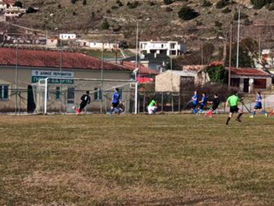 Στο γήπεδο της Κρύας το Μέτσοβο-Κράψη 