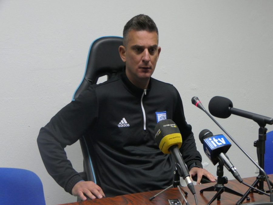 Κούστας: «Πρέπει να μιλήσουμε με τον κ. Σιόντη» 