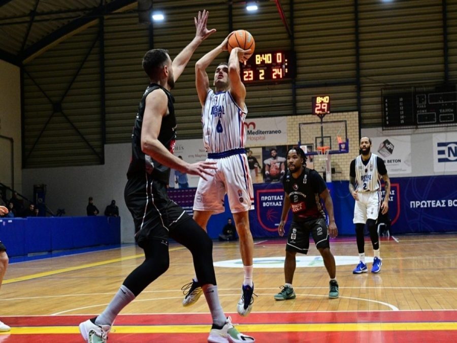 Σπουδαίο διπλό στη Βούλα για τα «γεράκια» του Βίκου