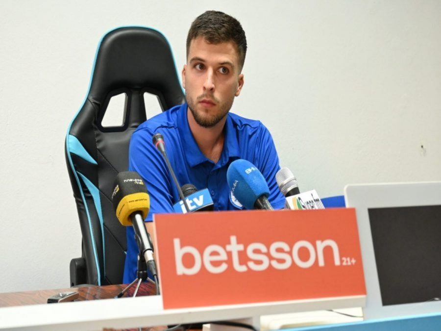 Φημολογία δίχως λογική για Δούμα