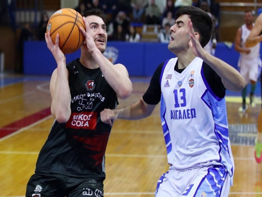 Επιβλητικό πέρασμα του Βίκου  (58-98) από το Αιγάλεω 