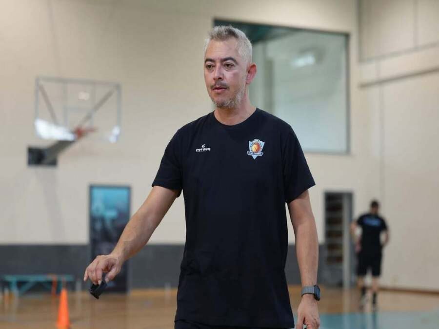 Μασλαρινός: «Έτοιμοι για το παιχνίδι με τον Πανσερραϊκό»