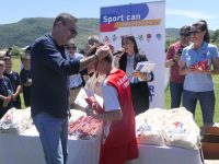 Ο αθλητισμός ενώνει-Ποδοσφαιρικό τουρνουά με προσφυγόπουλα (video+photos)