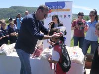 Ο αθλητισμός ενώνει-Ποδοσφαιρικό τουρνουά με προσφυγόπουλα (video+photos)