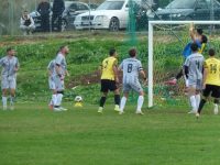 Με σπασμένα φρένα η Καστρίτσα, 6-0 το Κουτσελιό (video)